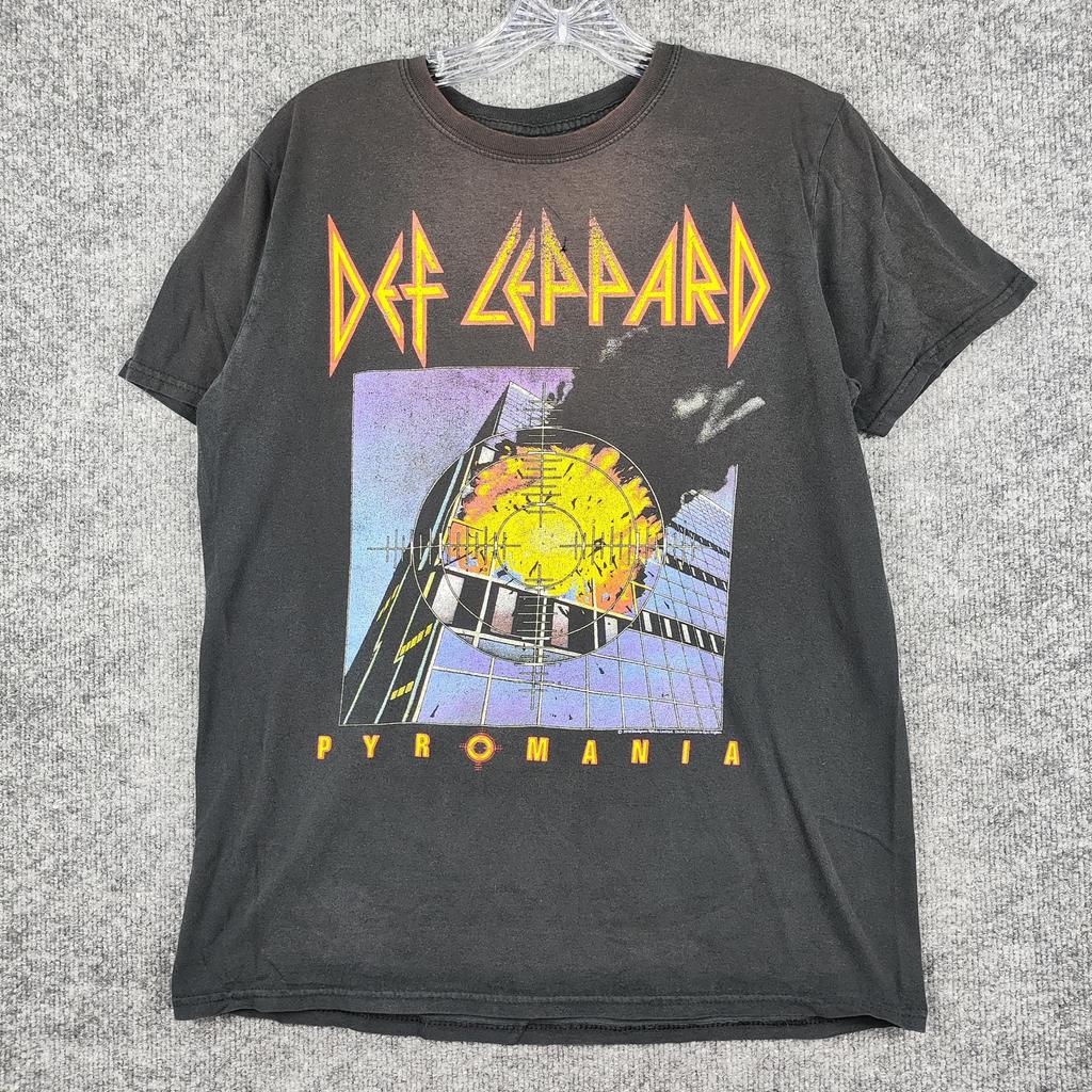 Def Leppard Pyromania Shirt Mens Medium Black Album Cover Graphic Band Tee Unisex T-Shirt