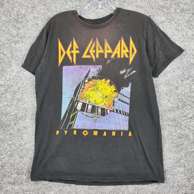 Def Leppard Pyromania Shirt Mens Medium Black Album Cover Graphic Band Tee Unisex T-Shirt