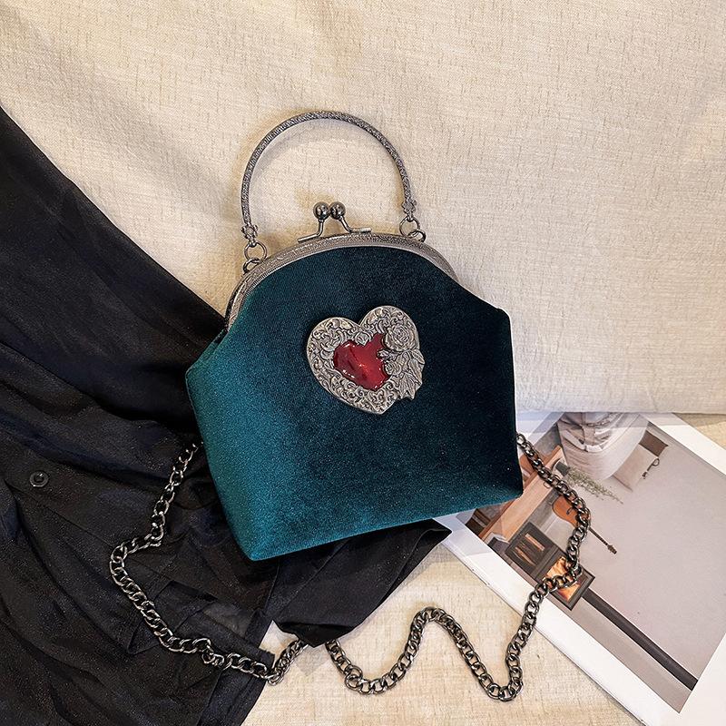 

Women s Retro Velvet Handbags French Fashionable Elegant Luxury Design Appliques Chain Clip Banquet Clutch Bag зелёный