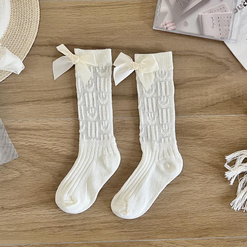 Letní nový styl dětské ponožky dětské kartáčované hedvábné síťované podkolenky bílá mašlička princeznovský styl taneční ponožky