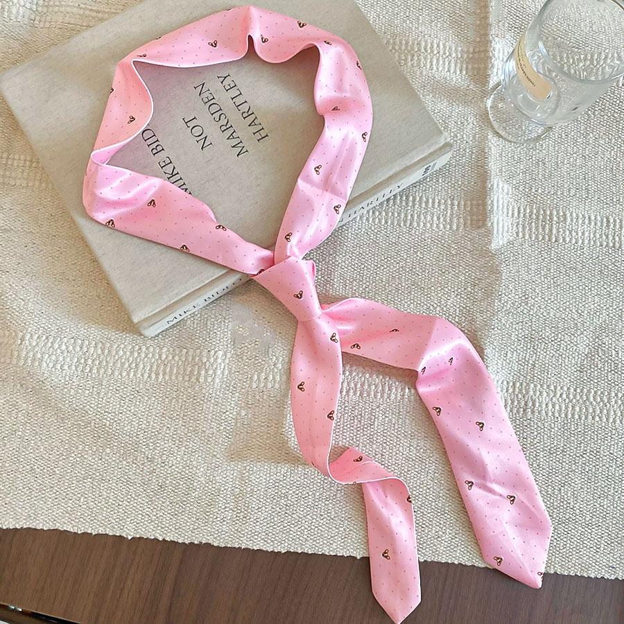 Striped Belt with Jeans, Accessories, Tie, Silk Scarf with Long Ribbon, Streamer, Waist Scarf, Waistband Seal, Waist Decoration.