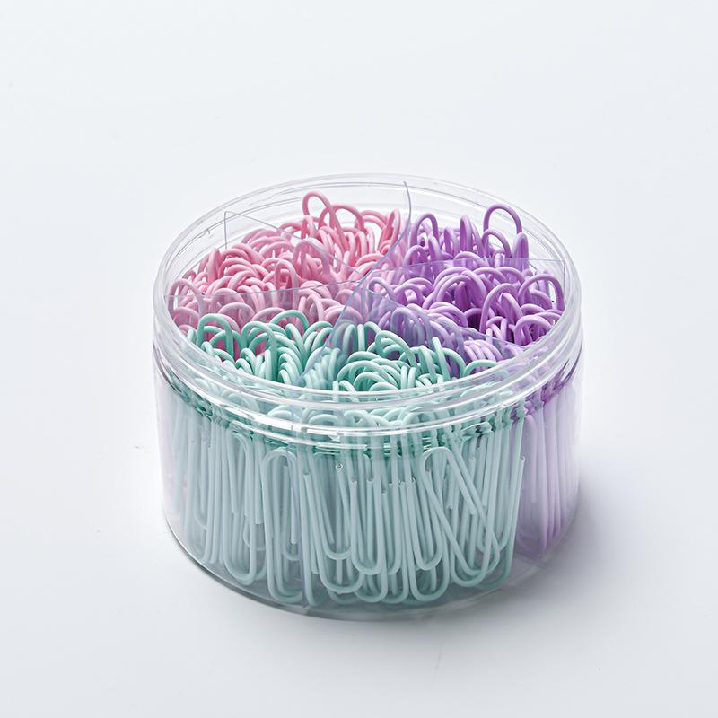 

Набор разноцветных скрепок разных размеров с контейнером для хранения на шесть ячеек Macaron Color