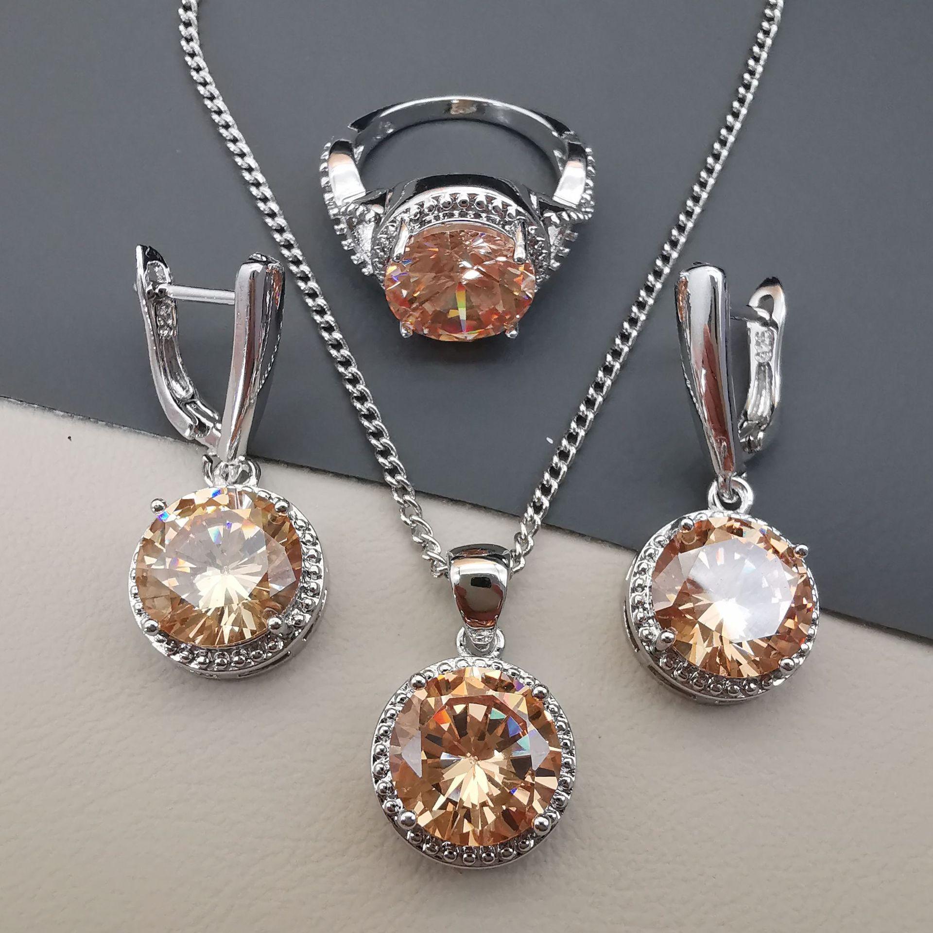 

Ланцюжок для ключиці, популярний європейський та американський стиль ювелірних виробів, набір із трьох круглих діамантів Size 9