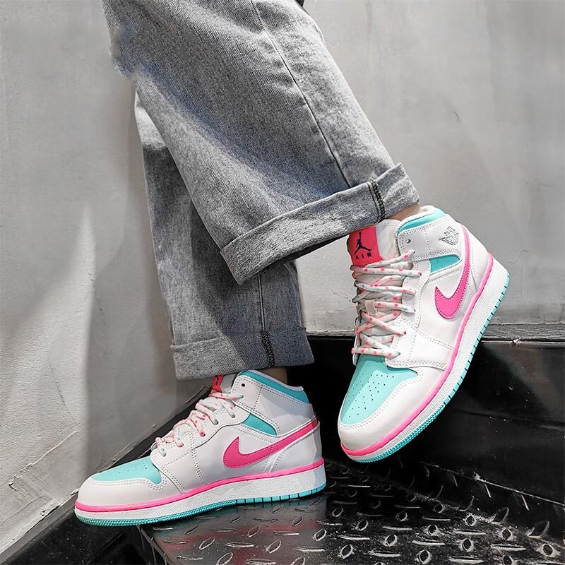 Jordan 1 Mid GS Digital Pink 555112-102