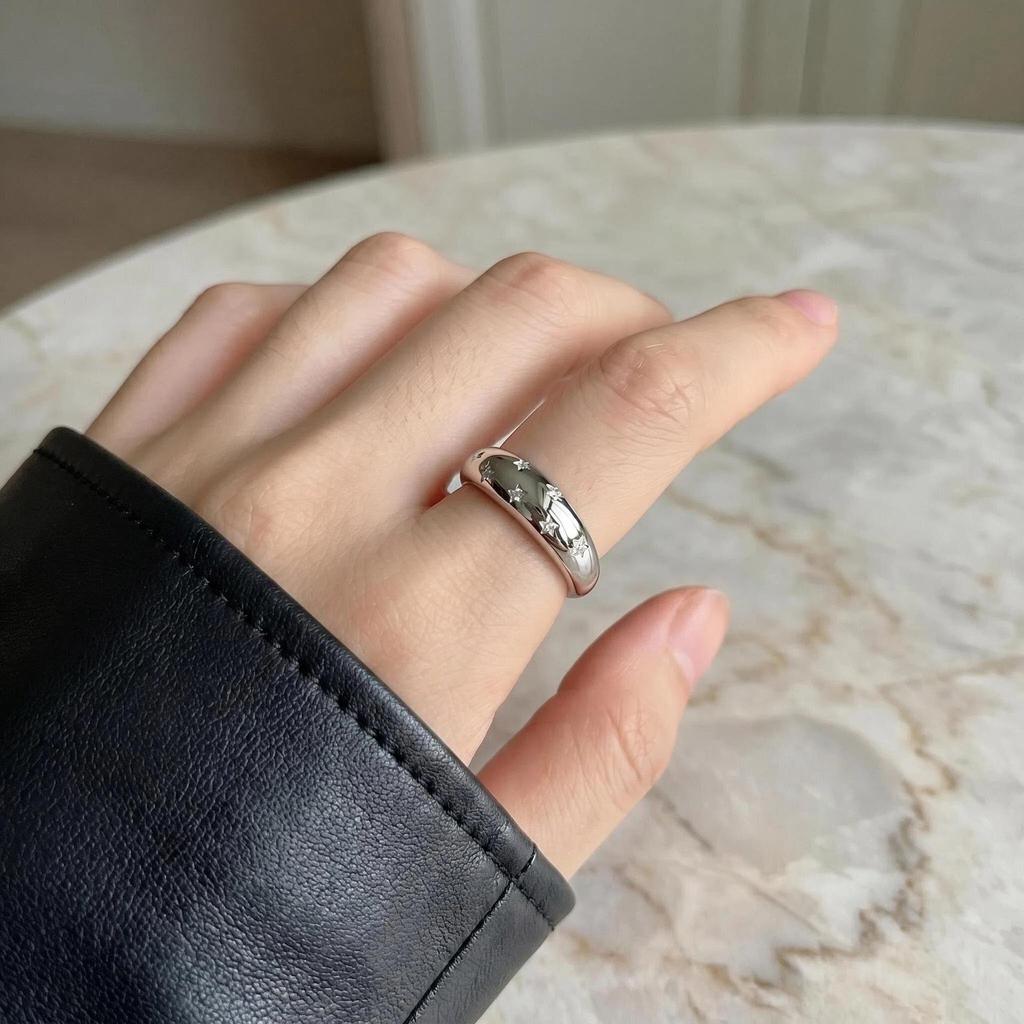 S925 Silver Moissanite Ring with Stars – Elegant and Fashionable Women's Accessory