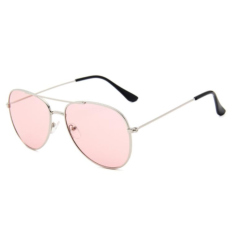 Classic Gradient Metal Frame Pilot Sunglasses for Men Women Trendy Yellow Brown Lens Beach Vacation Glasses