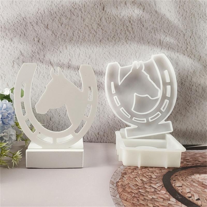 Gypsum Candlestick Silicone Mold Candle Base Mould Horse Head Candle Holder Mold Ornament Home Decoration Mould