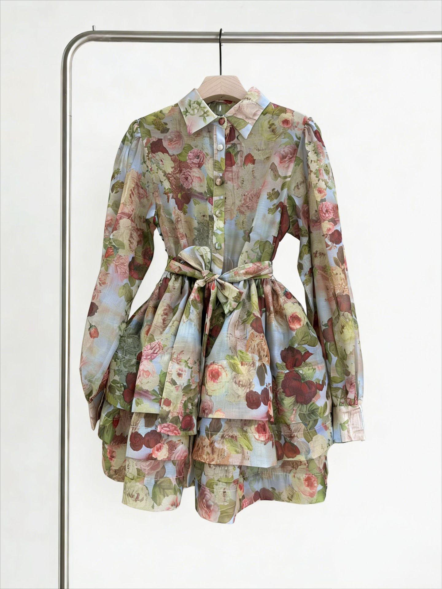 Women s Elegant Romantic V-Neck Slimming Dress with French Print Small