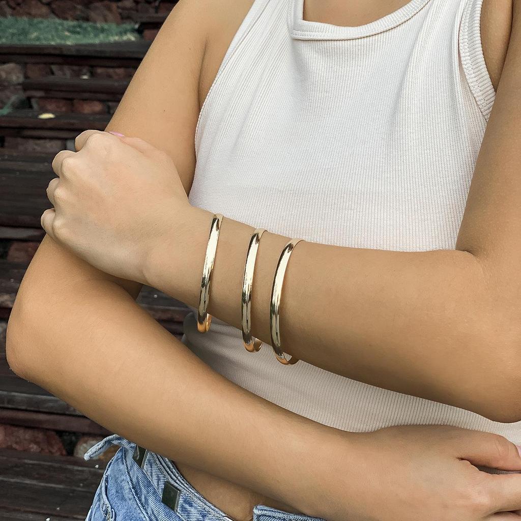 Retro Evropský a Americký Náramek s Texturou Hadí Kůže