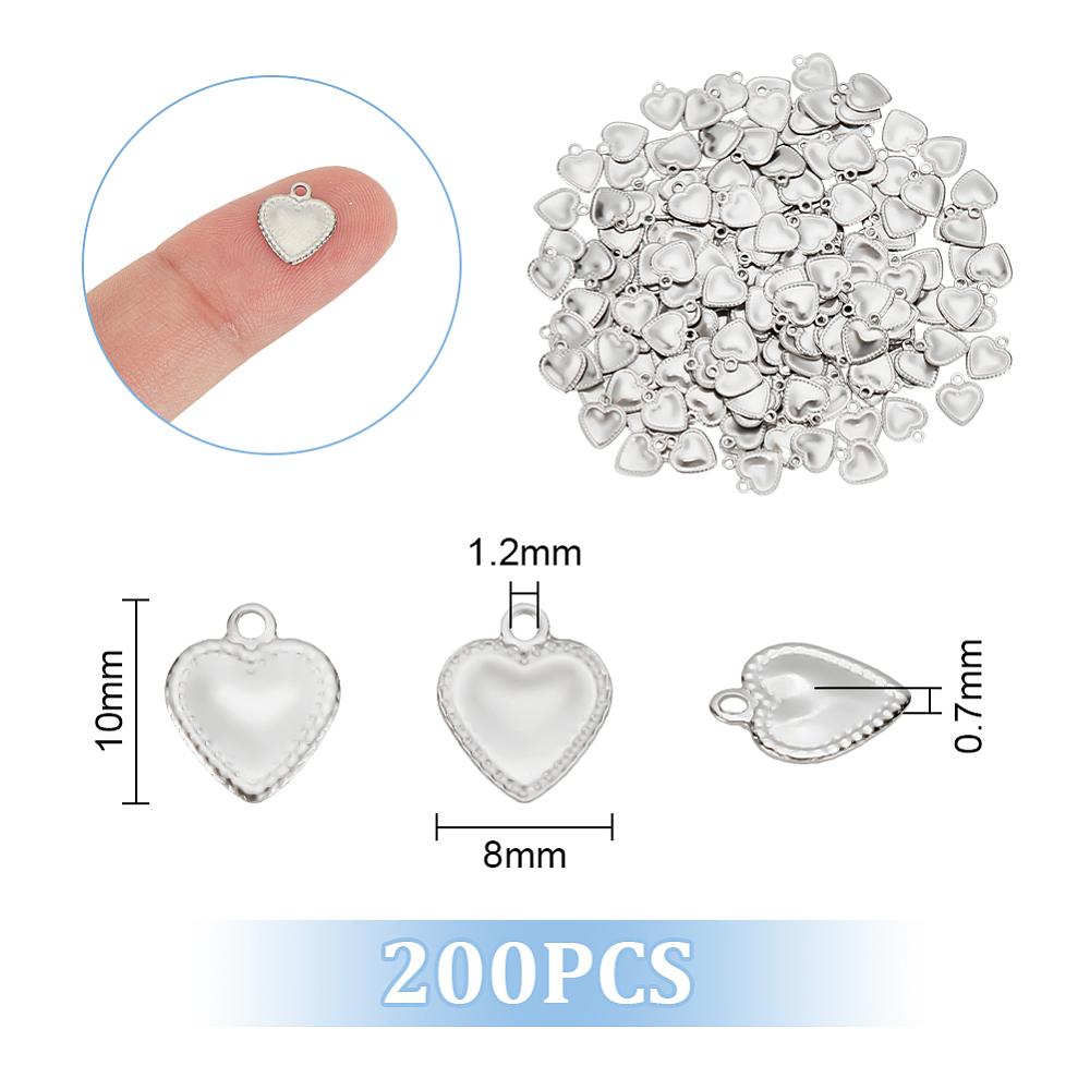 200Pcs 201 Stainless Steel Charms Heart Stainless Steel Color 10x8x0.7mm Hole: 1.2mm 200pcs/box