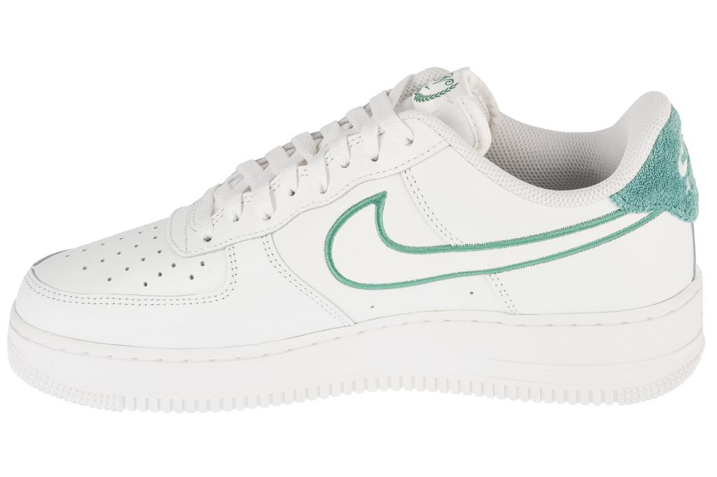 Nike Air Force 1 07 LV8, weiße Herren-Sneaker