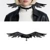 Stylový PU choker náhrdelník s decentním andělským křídlem Lehký hypoalergenní doplněk pro ležérní oblečení
