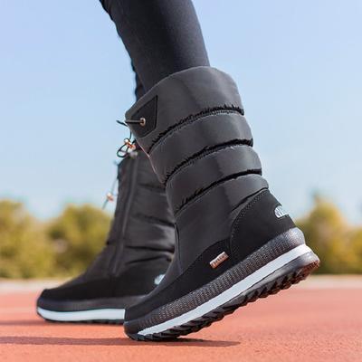 Botas de Algodão Médias Grandes Femininas Novas Espessas Quentes Casuais Sapatos de Algodão Grandes Botas de Neve de Inverno Antiderrapantes e Impermeáveis