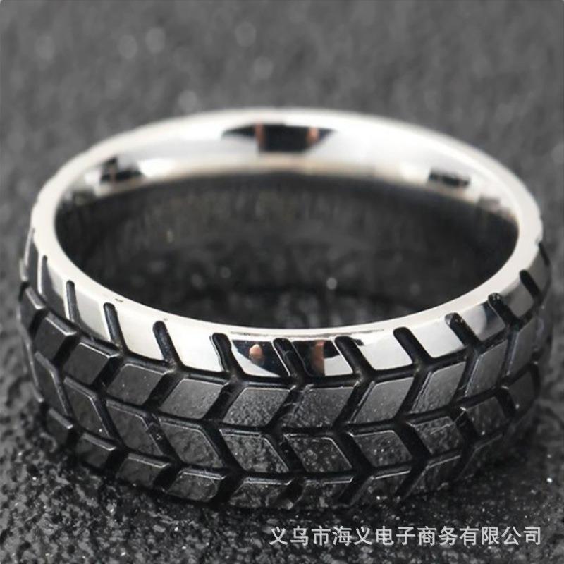 

New supply electroplating three-dimensional carved tire rings, European and American lovers 12 срібний