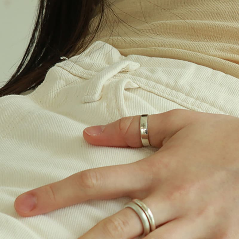 

Less is more silver flat ring_2type matte