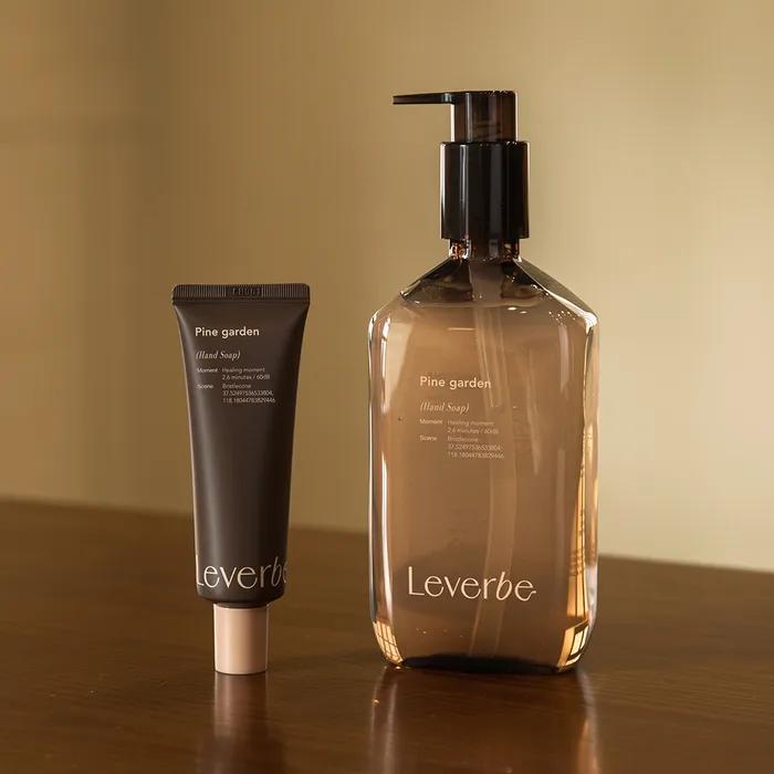 

_Le Verve Perfume Hand Soap, 440ml Wildflower