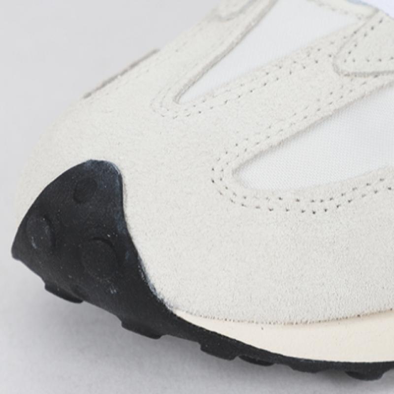 New Balance 327 Gs Black Birch