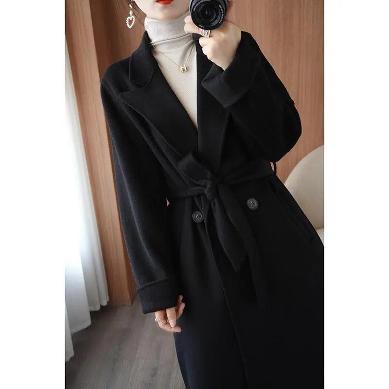 Elegant Mid-Length Women's Wool Coat - Autumn/Winter 2025 Collection