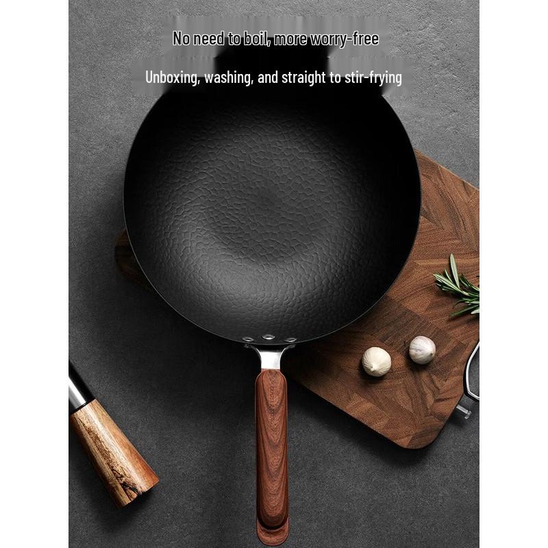 COOKER KING 30cm Flat-Bottom Hammered Wrought Iron Wok