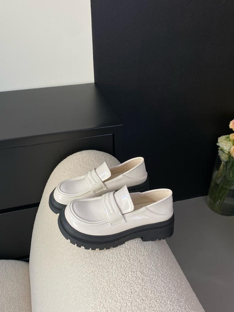 British style platform small leather shoes wear Korean version women's shoes campus style retro soft leather comfortable platform heightening loafers