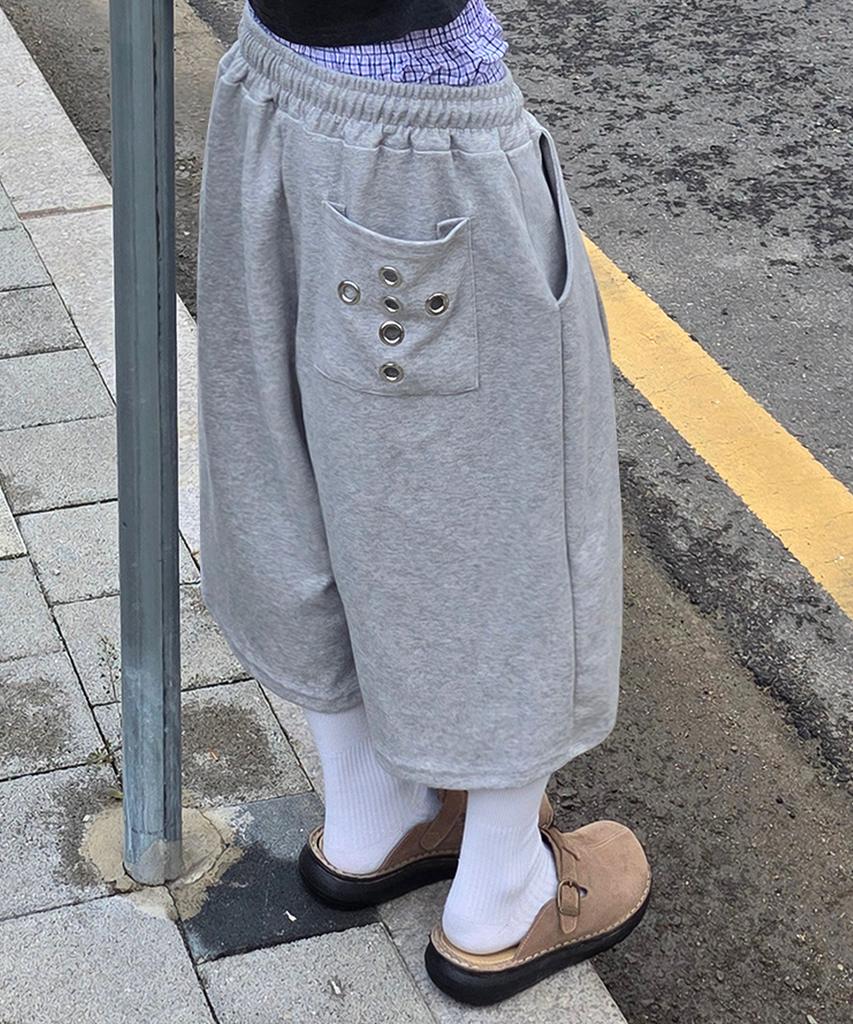 FUZZY SCAN Cross Eyelet Bermuda Pants Melange