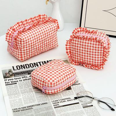Portable Makeup Bag Quilted Design Multifunctional Makeup Brush Storage Bag Plaid Pattern with Zipper Travel Toiletry Bag