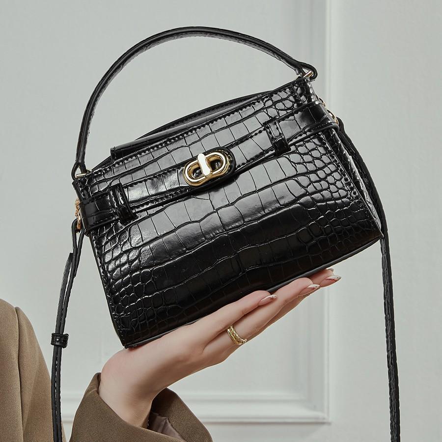 Crocodile Pattern Fashionable Women's Bag 2025 New Small Square Bag Handheld Versatile Bag Retro High-Quality Texture Single Shoulder Crossbody