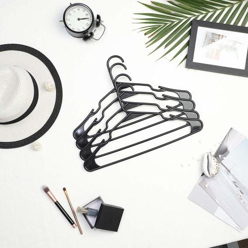 SONGMICS Non-Slip, Space-Saving 20-Piece T-Shirt Hanger Set with Notches, Keeps Laundry in Shape, Protects Collars, and is Non-Marking, Thin Plastic,