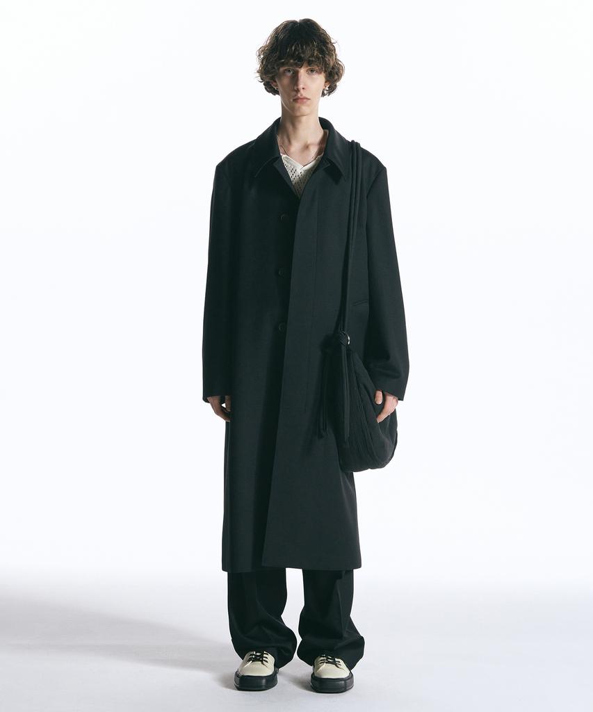 Insilence Back Flap Balmacaan Coat Black