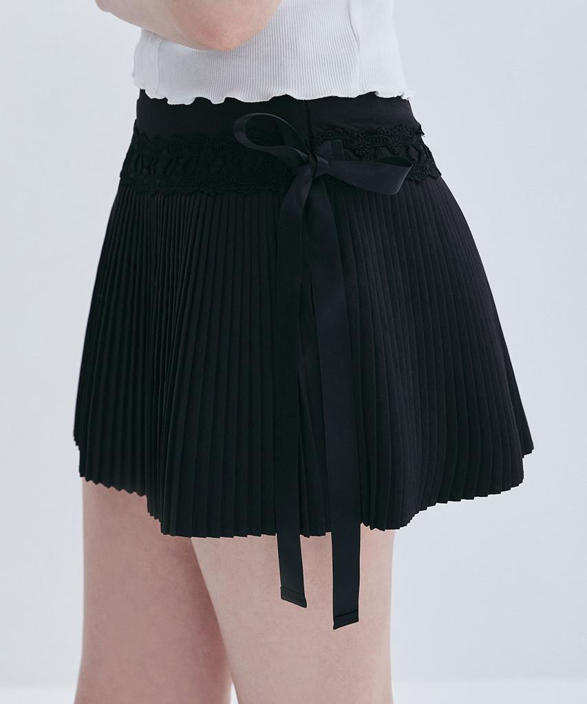 Moabel Classic Pleats Skirt - Black