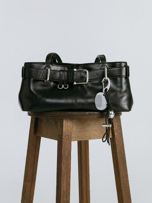 MOIFAIRE LEATHER COMB LAYERED KEYRING / BLACK