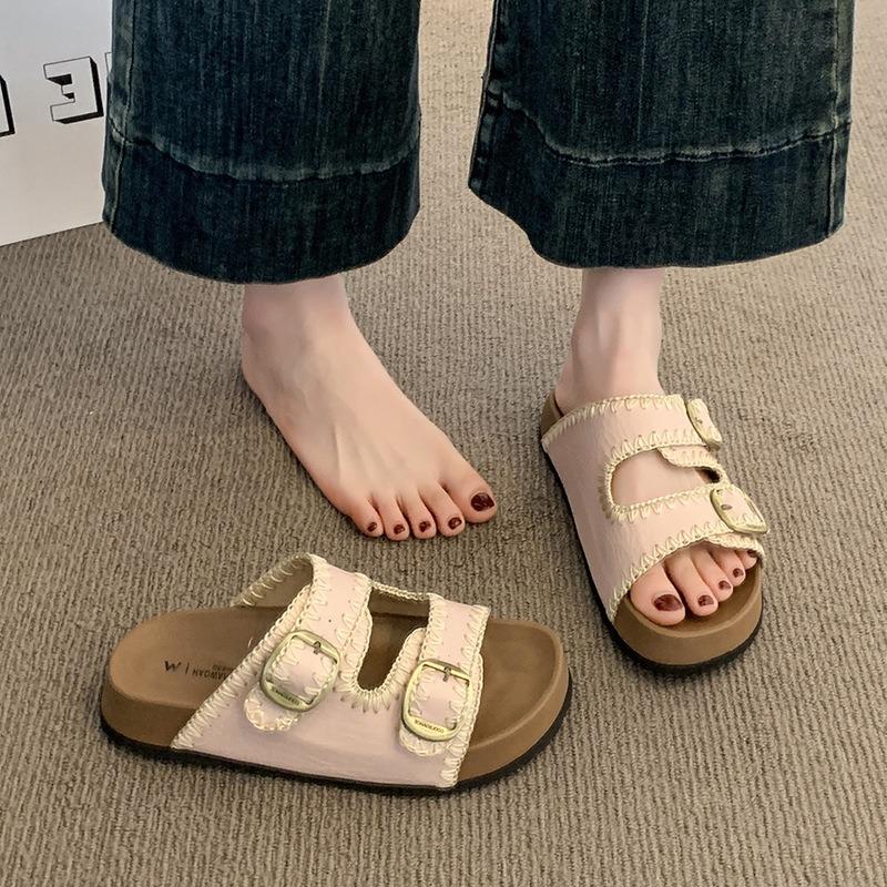 New Fashionable and Casual Women's Shoes with Thick Soles, Beach One-shoulder Shoes and Slippers