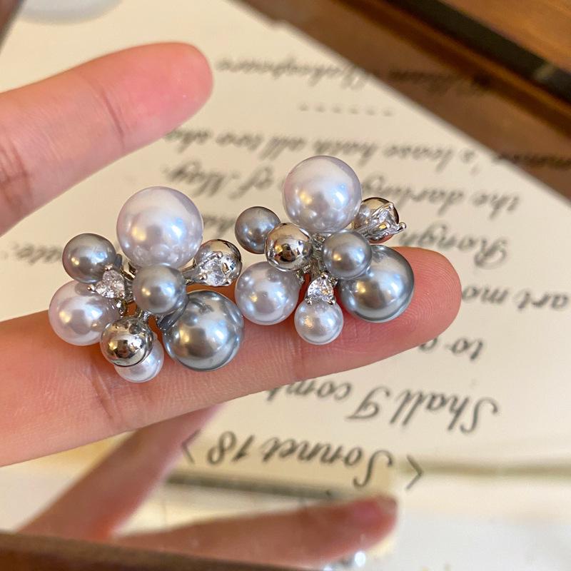 Elegant Pearl Petal Tassel Earrings - High-End, Versatile Design with a Touch of Luxury