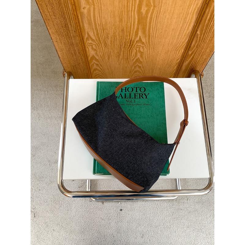 

Canvas shoulder bag summer new portable small square bag women s leather splicing niche design denim bag чёрный