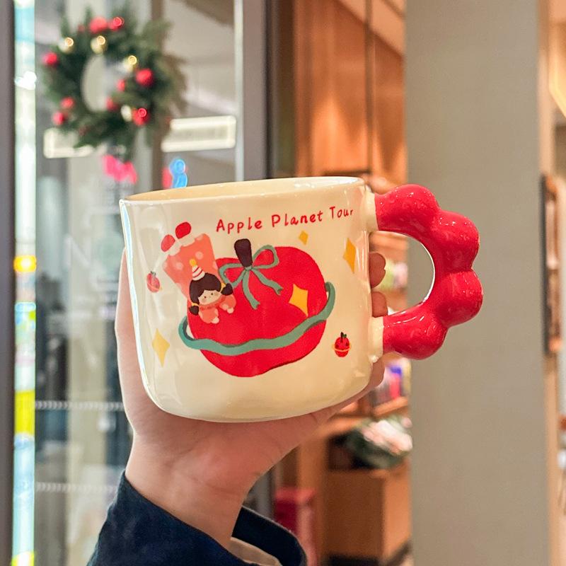 Girl Heart Apple Girl Cup Cute Ceramic Cup with Lid Spoon Girl Large Capacity Coffee Mug Souvenir