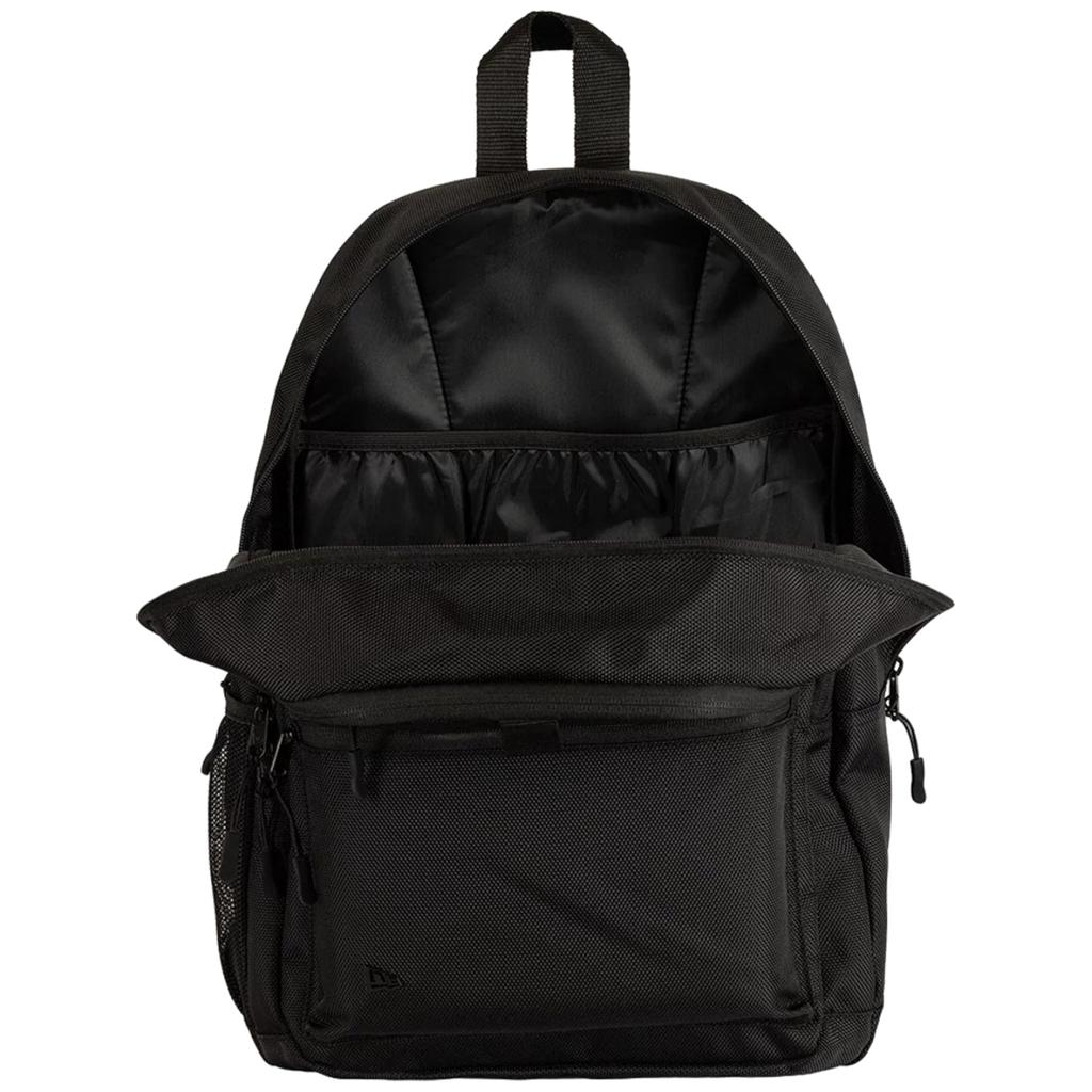 New Era MLB New York Yankees Metal Delaware Backpack, Unisex Black Backpack