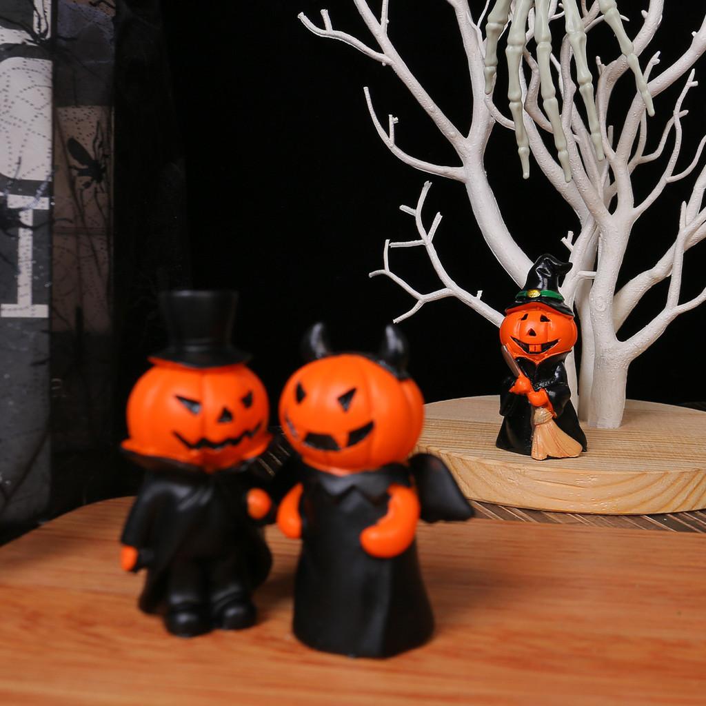Material Resin Halloween Demon Miniature Figures Decor Set With Pumpkin Broom