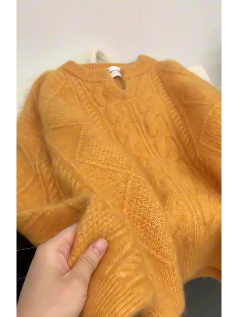 Women's Thickened Mohair Wool Cable Knit Pullover Sweater - Orange Collar, Soft & Cozy for Autumn/Winter