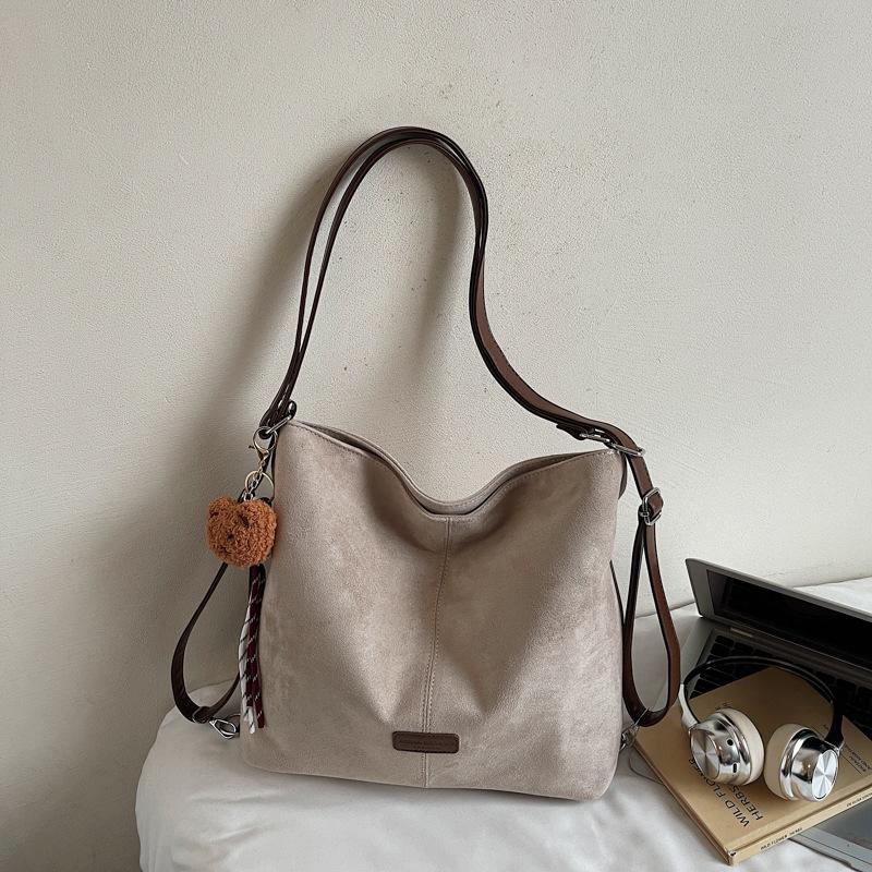 Casual multi-purpose large-capacity bag 2025 autumn new messenger trend fashion shoulder bag commuter tote bag