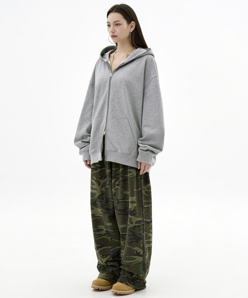 TAKEASY Giant Fit Solid Sweatpants (Camo Khaki)