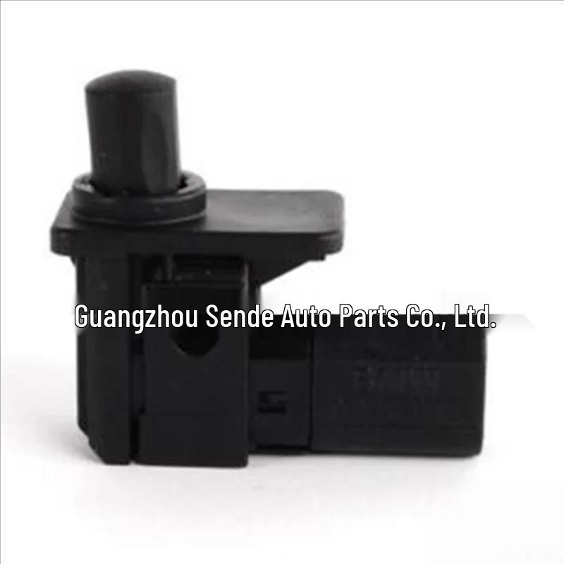 61319119052 und 61319119057: Schalter für BMW E38 Motorhauben-Alarmsystem.