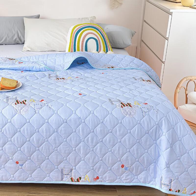 Deze Leisure Style Summer Quilt