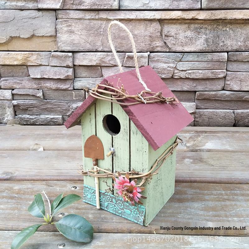 Деревянный скворечник в деревенском стиле - Подвесное пасторальное украшение для улицы