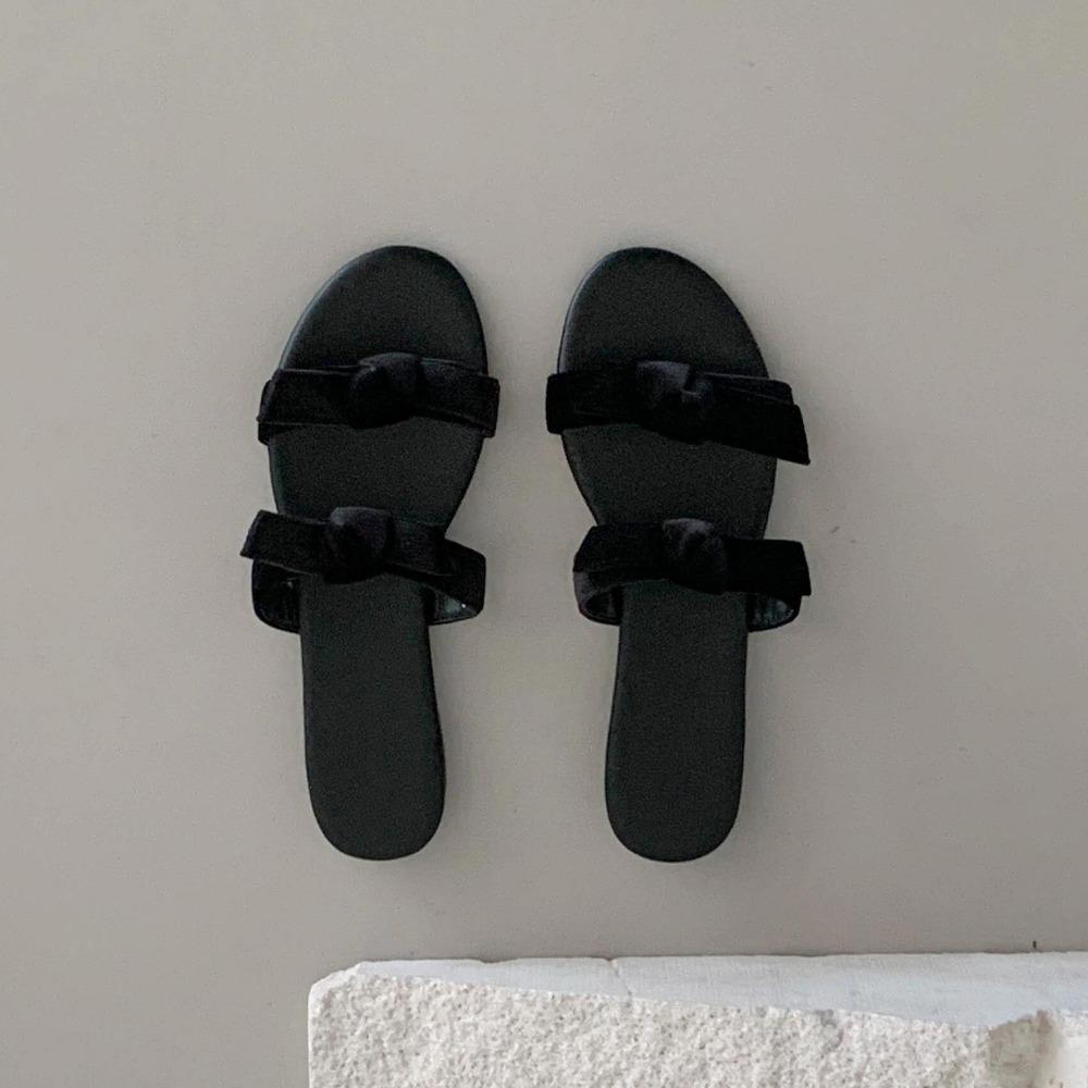 Slippers for Women 2025 Summer Bow Tie One and Double Straps Flat Sandals Womens Beach Wear Open Toed Round Toe Slippers/sandals