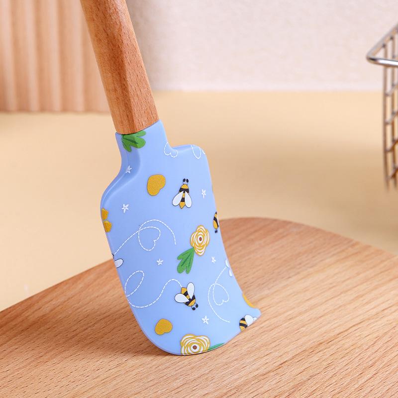 Christmas Non-Stick Silicone Cake Spatula Wooden Handle Chocolate Butter Mixer Pastry Cream Scraper Baking Kitchen Accessories