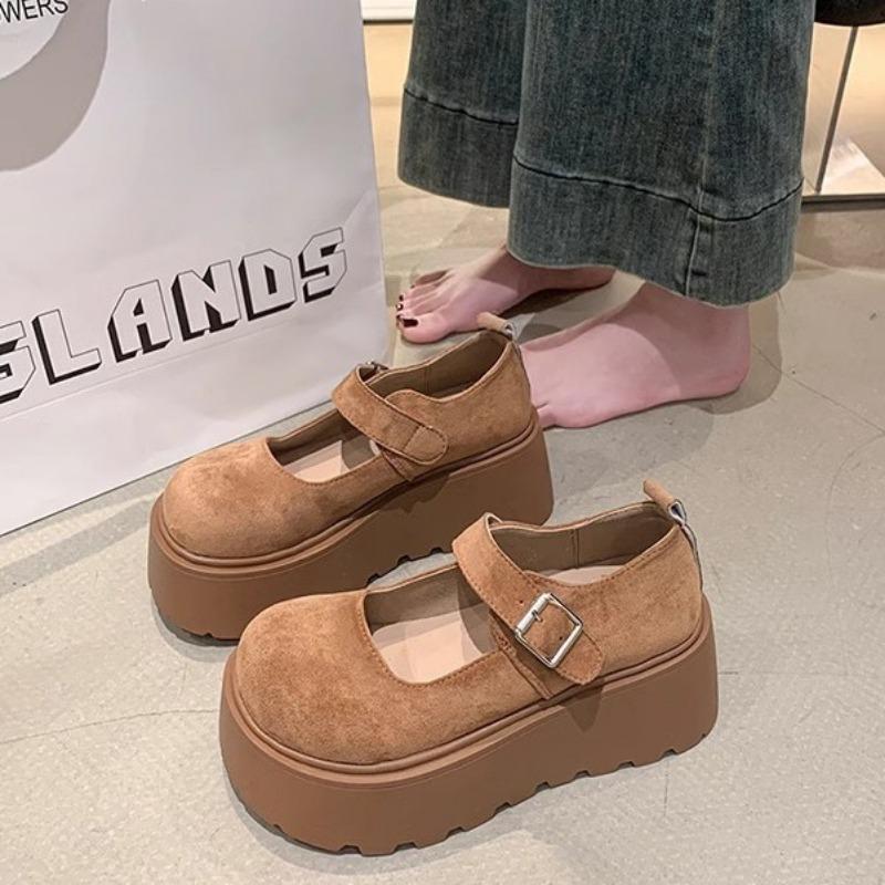 Retro thick-soled shallow-mouth single shoes women's new spring matching skirts versatile round-headed Mary Jane shoes