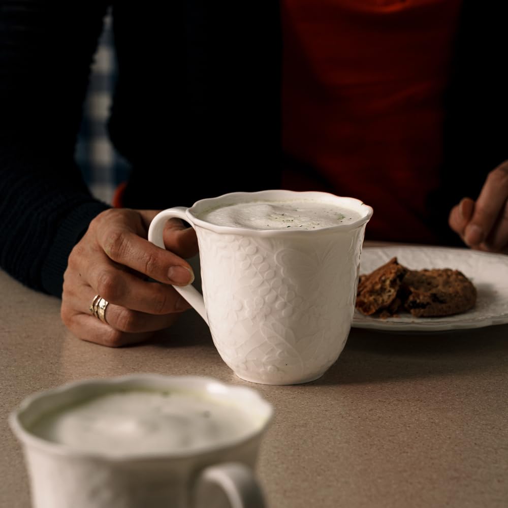 NARUMI Pair of Honiton Lace Bright Mugs, 350cc, White, Lace Pattern, Cute, Large, Wedding Gift, Microwave-Safe, Dishwasher-Safe, Gift Boxed, Gift