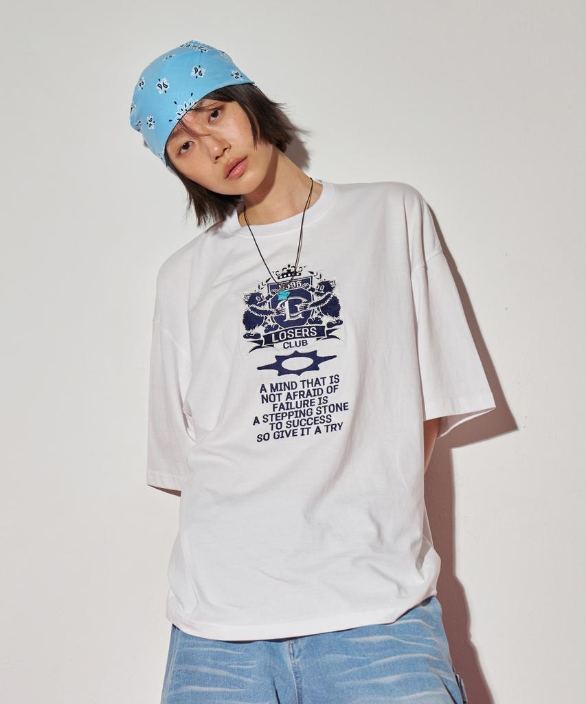 Lujeoseukeulleob Varsity Logo Short Sleeve T-Shirt White