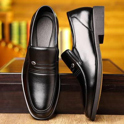 Leather Shoes Men's Four-season Foot Set Men's Business Dress Shoes Breathable Casual One-pedal Middle-aged Father Shoes