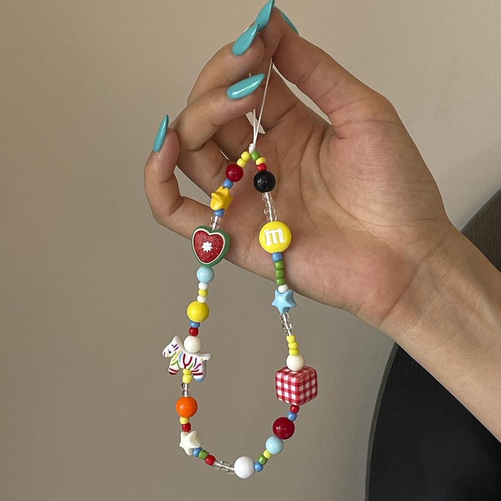 Stylish Floral Pearl Beaded Phone Lanyard for Women – Light Luxury, High-End Feel, Anti-Lost Chain